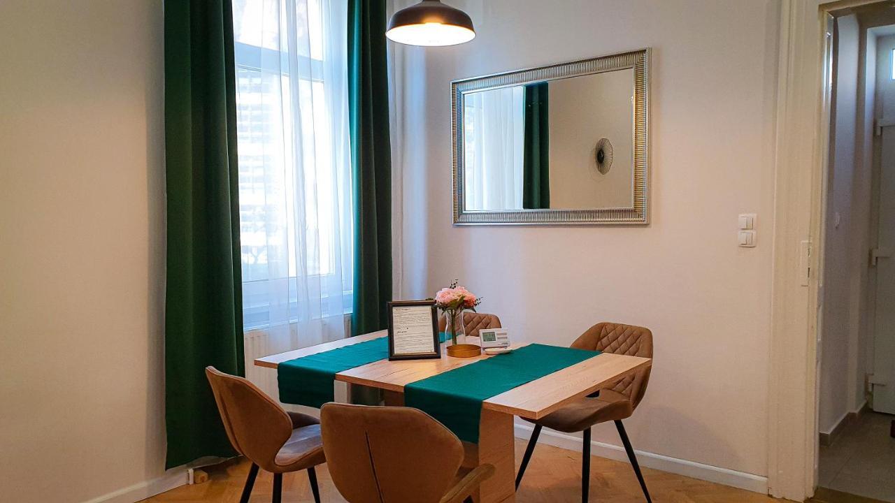 Smaragd Apartman Дьєр Екстер'єр фото