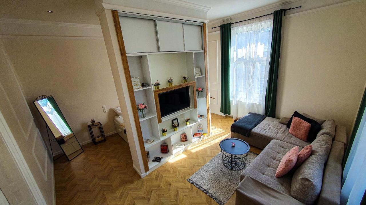 Smaragd Apartman Дьєр Екстер'єр фото